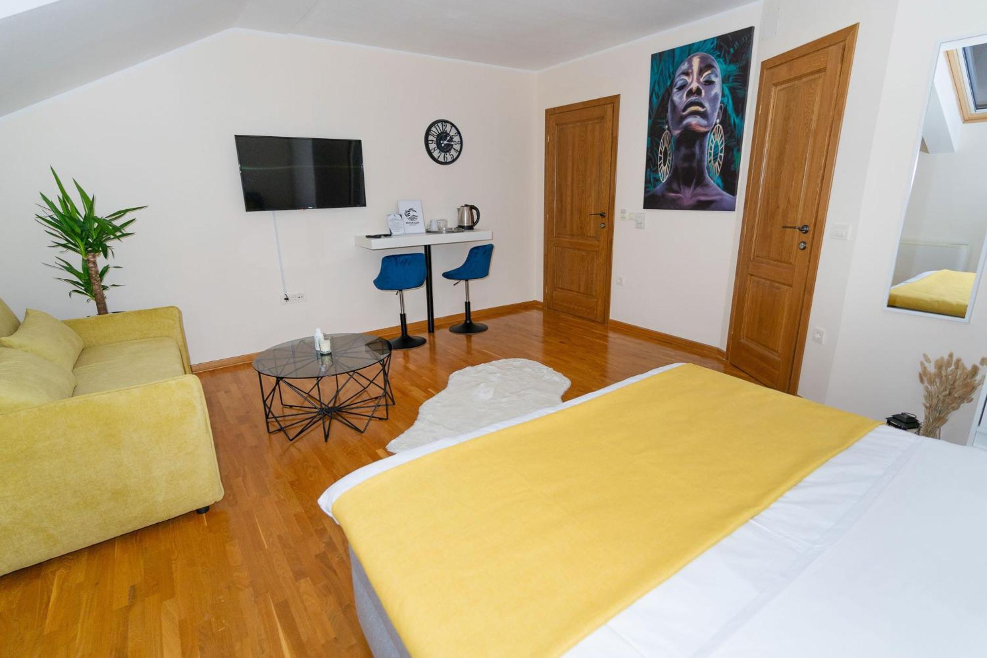 Mini Hotel Riverlux Apartments Bačka Palanka Exteriér fotografie