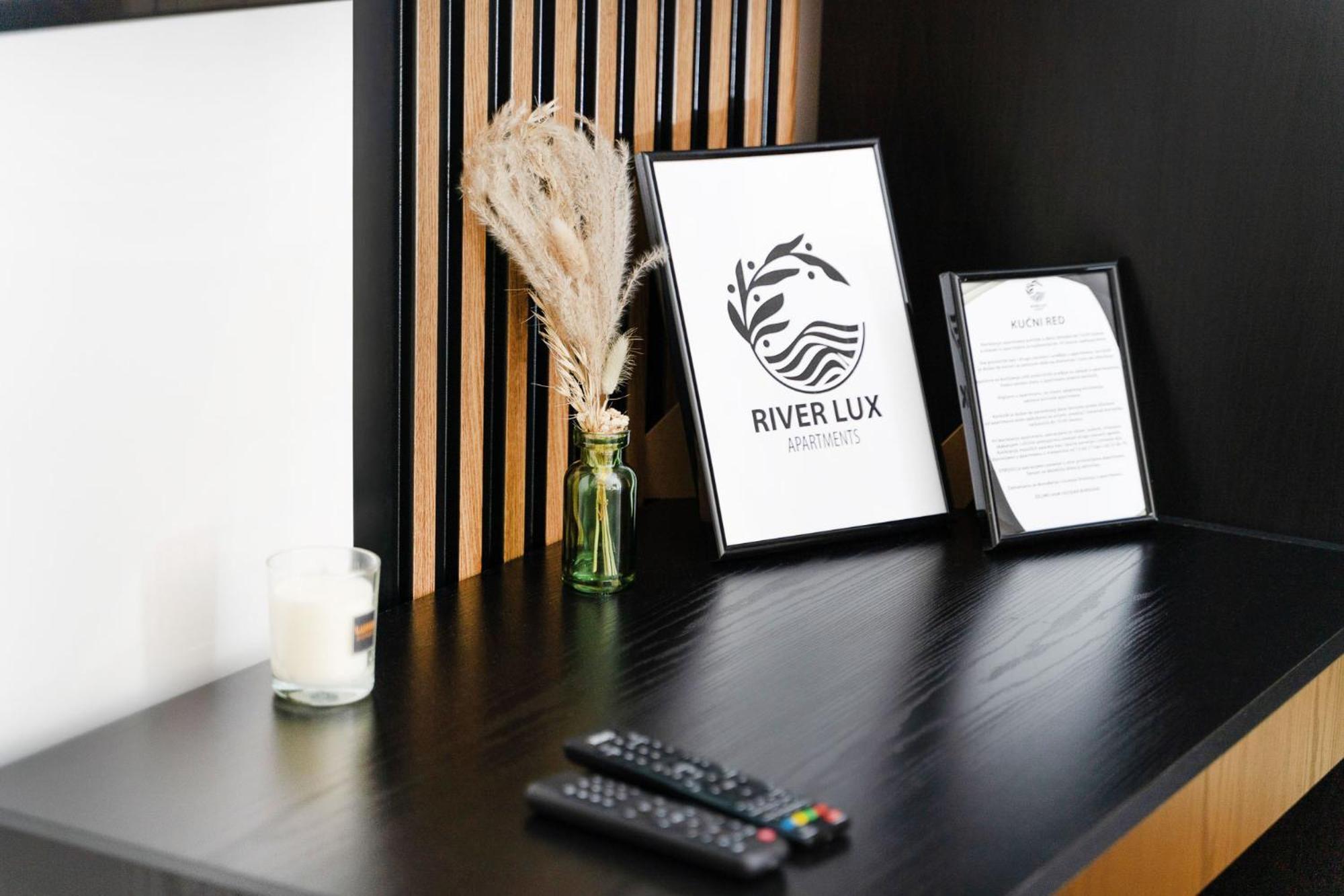 Mini Hotel Riverlux Apartments Bačka Palanka Exteriér fotografie