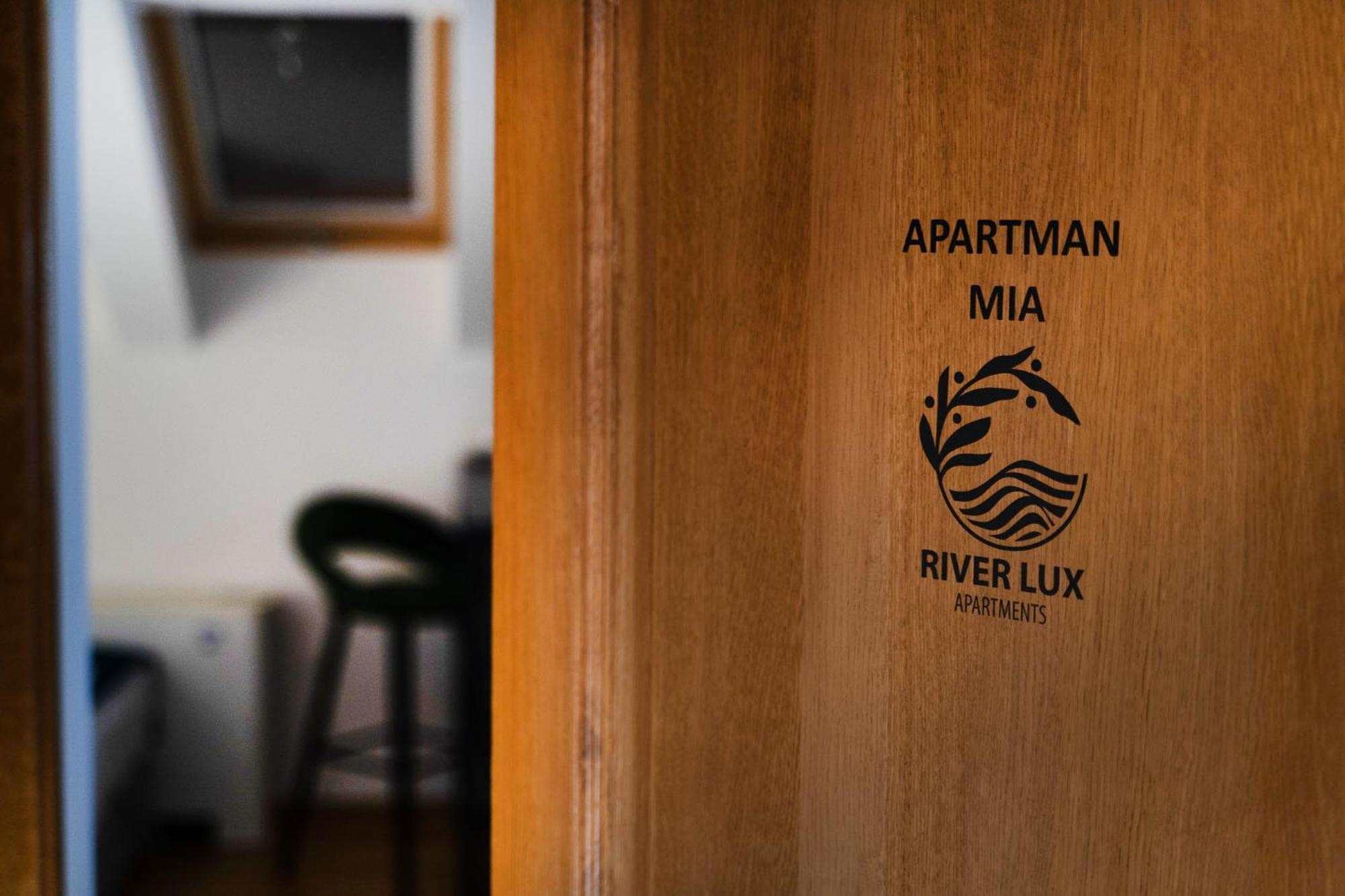 Mini Hotel Riverlux Apartments Bačka Palanka Exteriér fotografie